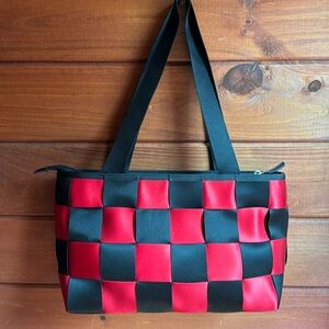 Comely Seatbelt Shoulder Bag Tote Red & Black